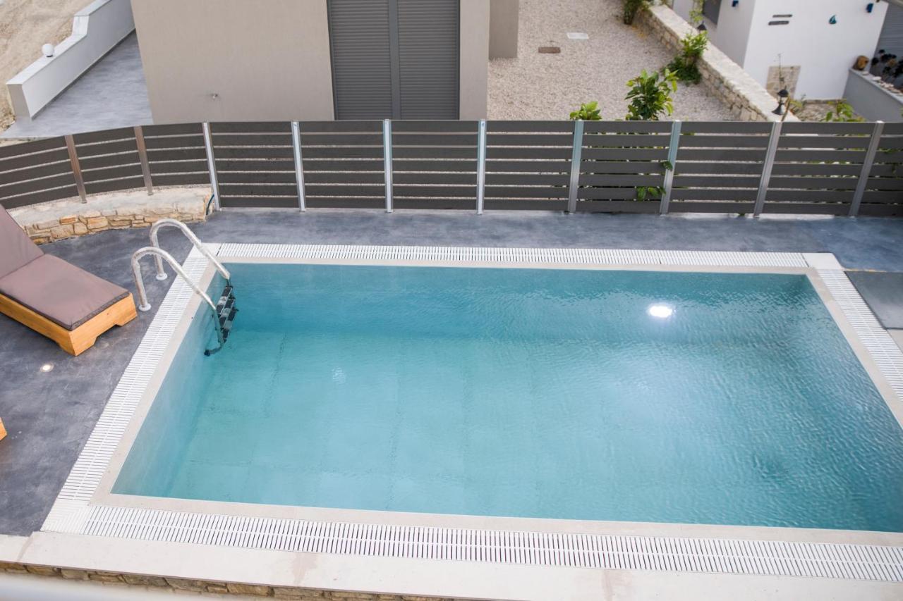 Kamilari Paradise Luxury Villa エクステリア 写真